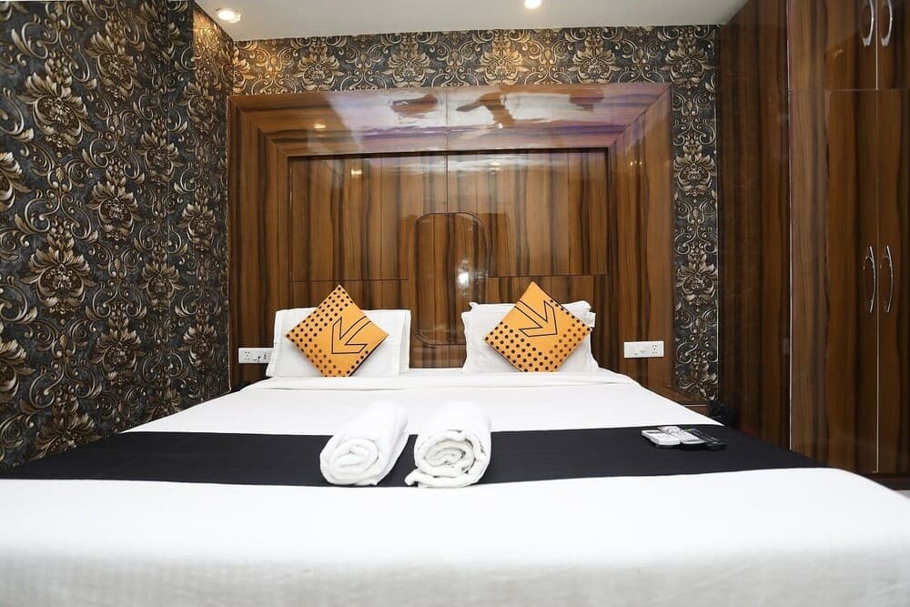 Hotel Deluxe Inn