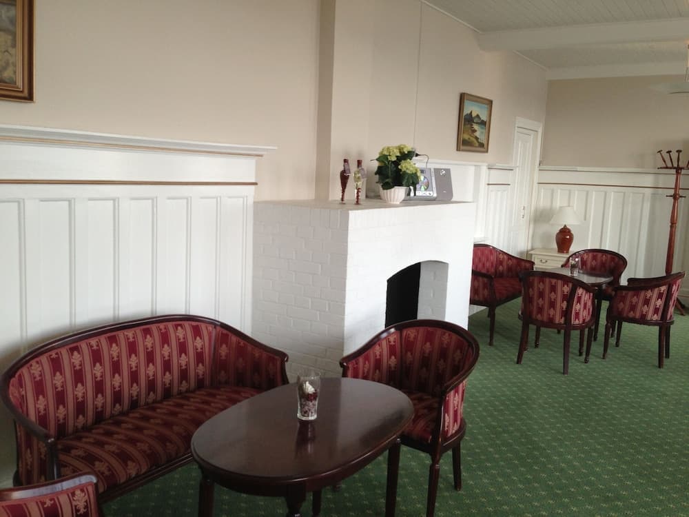 Hotel Sandvig Havn