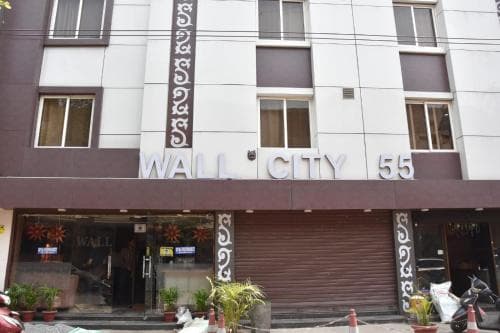 Hotel Wall City 55