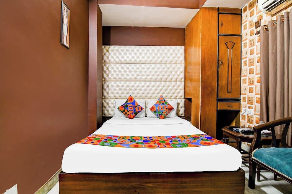 Fabhotel Gulshan Palace