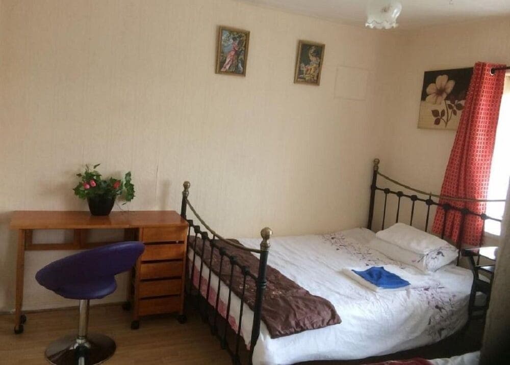 Ucc B & B