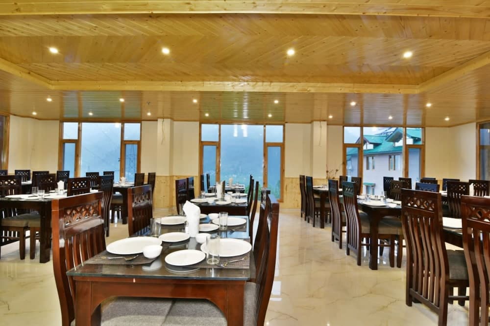 Goroomgo Aachaman Abode Shimla