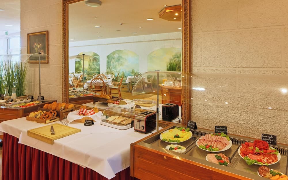 AXXON Hotel