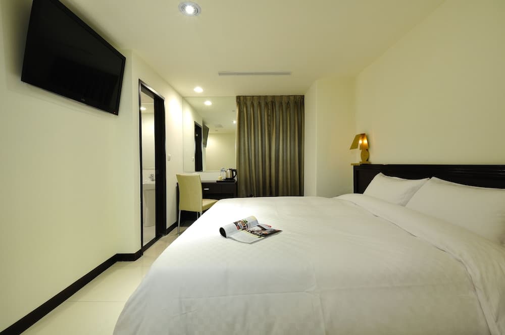 Bravo Hotel