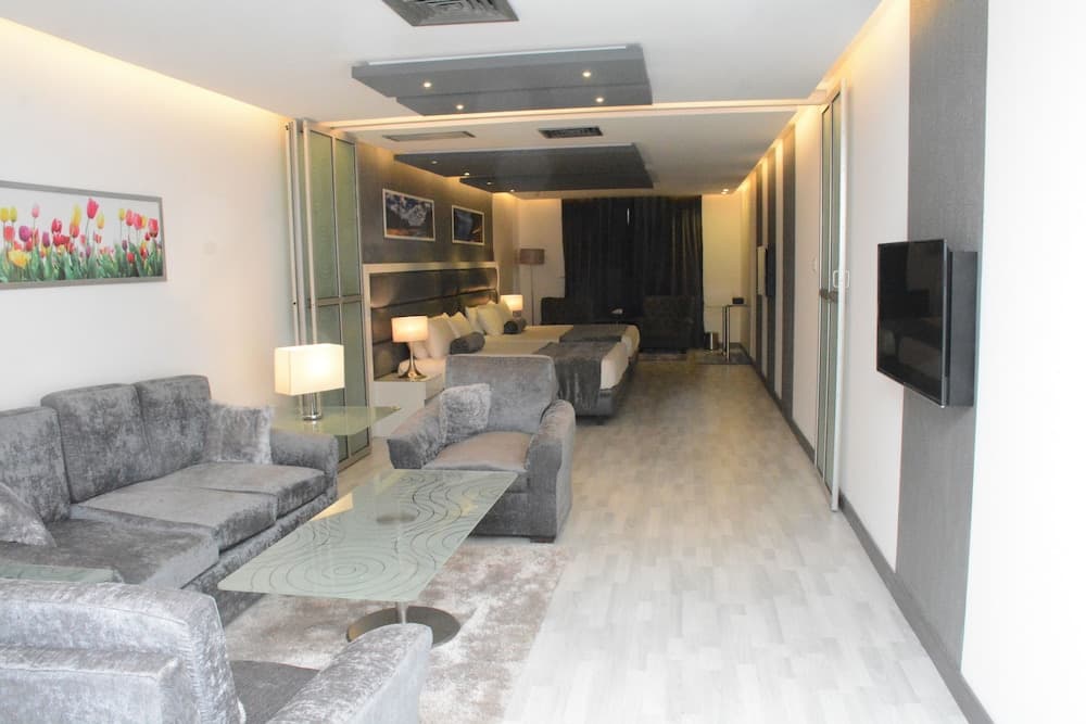 Islamabad Hotel