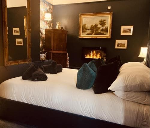 The Gin Lounge