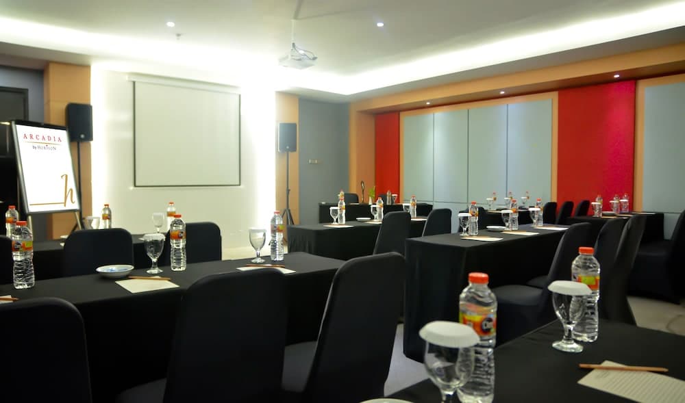 Hotel Arcadia Surabaya