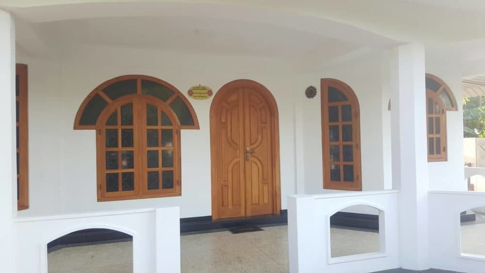 Chandra Guesthouse