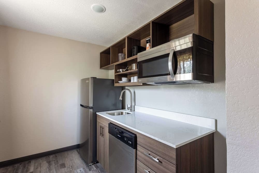 MainStay Suites Bourbonnais - Kankakee