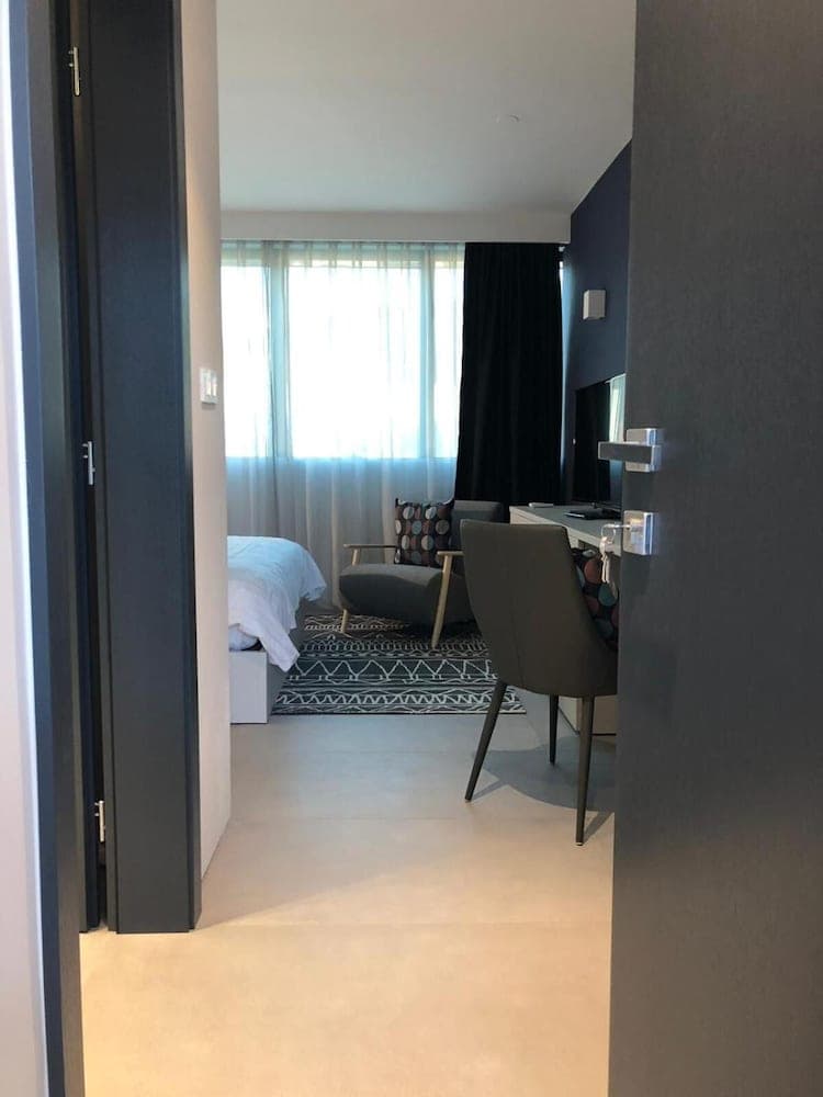 Hotel Cubis