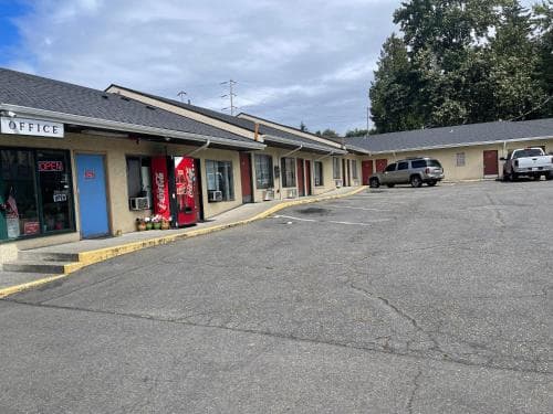 Legend Motel