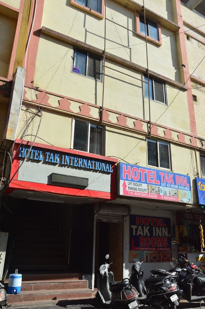 Hotel Tak