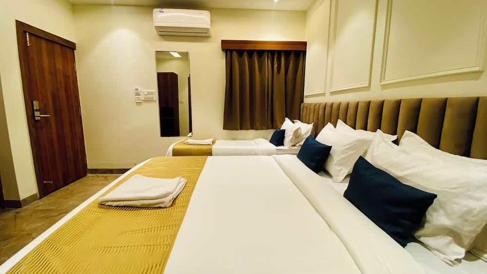 The Velar Hotel, Vijay Nagar