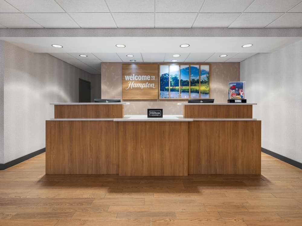 Hampton Inn Warrenton