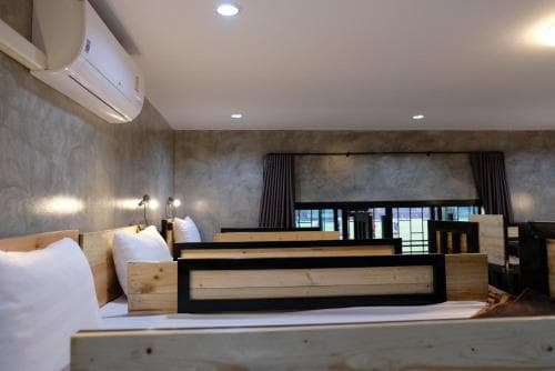 Yaowarate Sport Club and Resort ไร่เยาวเรศ