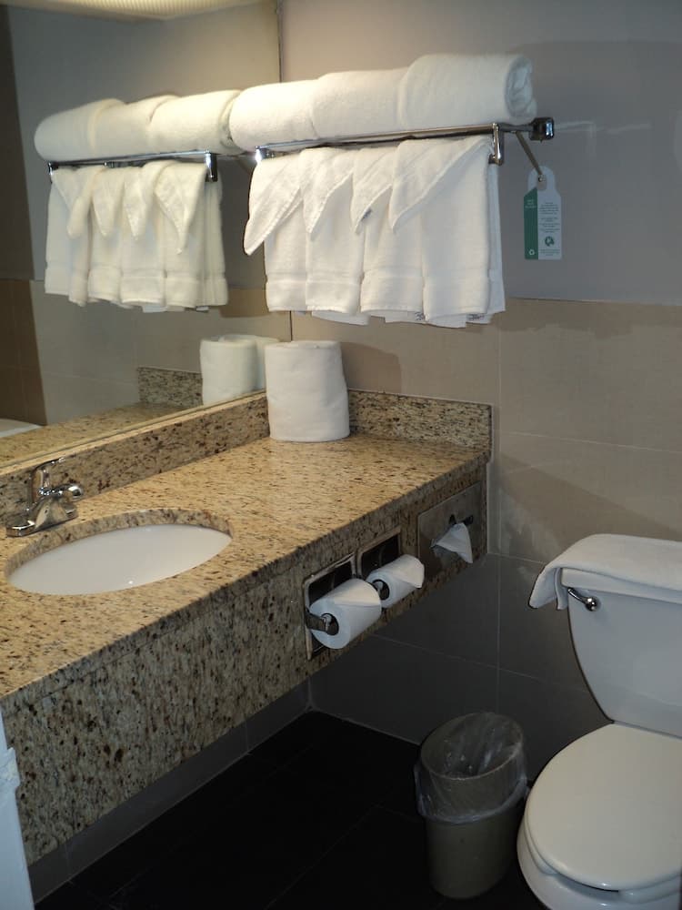 Ramada by Wyndham Yonkers