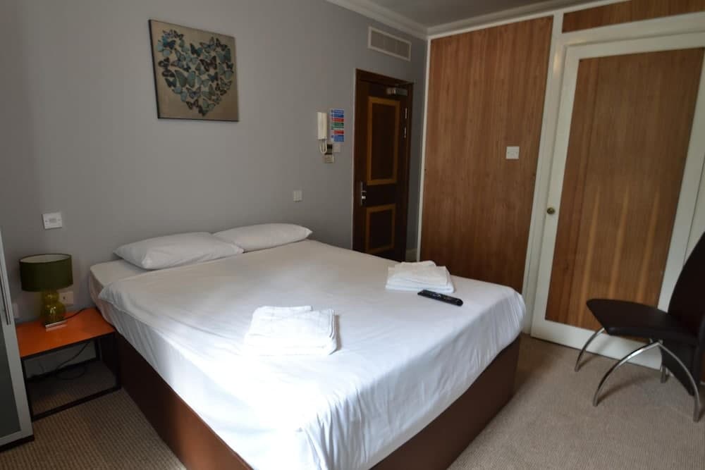 Apart Hotel 73