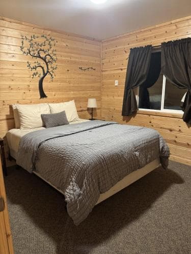Susitna River Lodging, Riverside Cabins