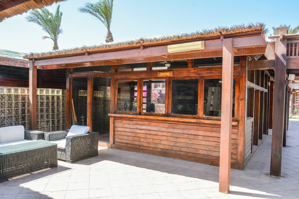 Abu Dabab Diving Lodge