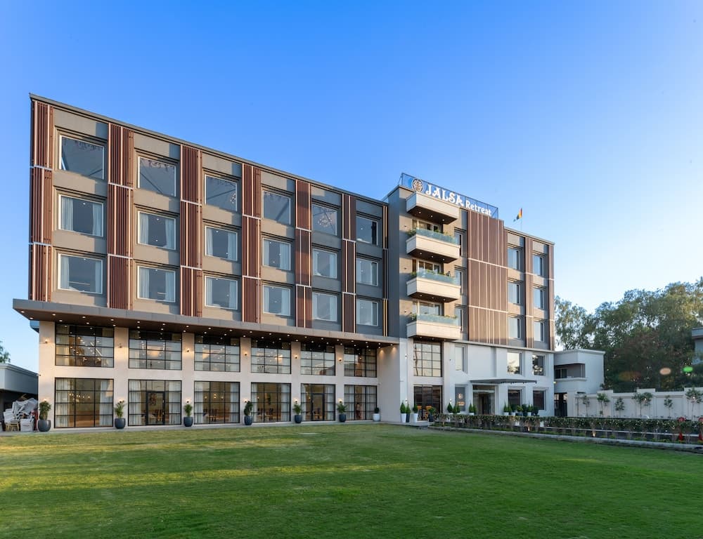Hotel Jalsa Retreat