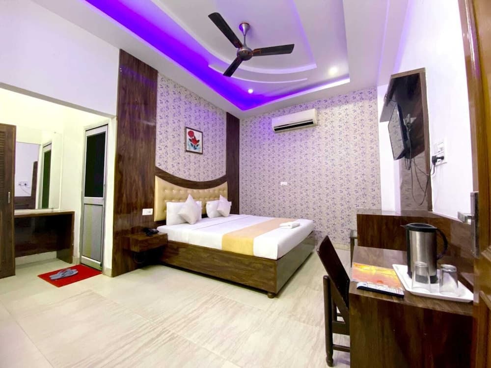 Hotel ReBirth