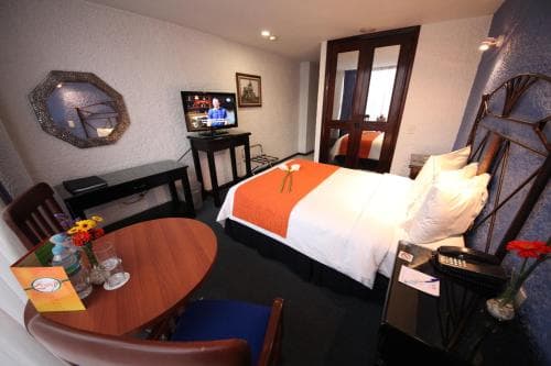 Hotel Ciros