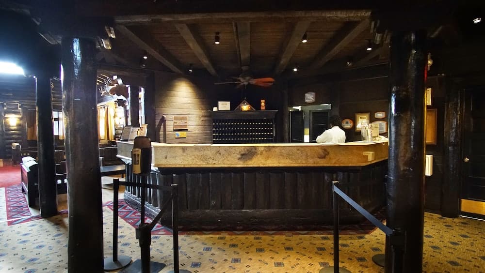 Kachina Lodge
