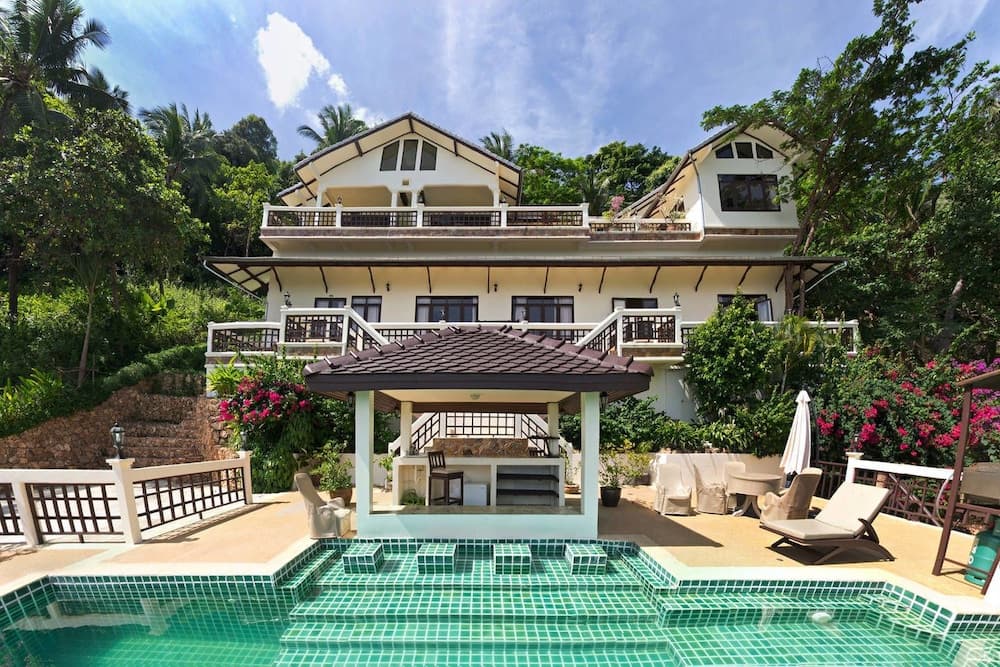 Jer Villa