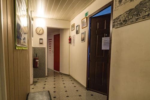 Hostel 24