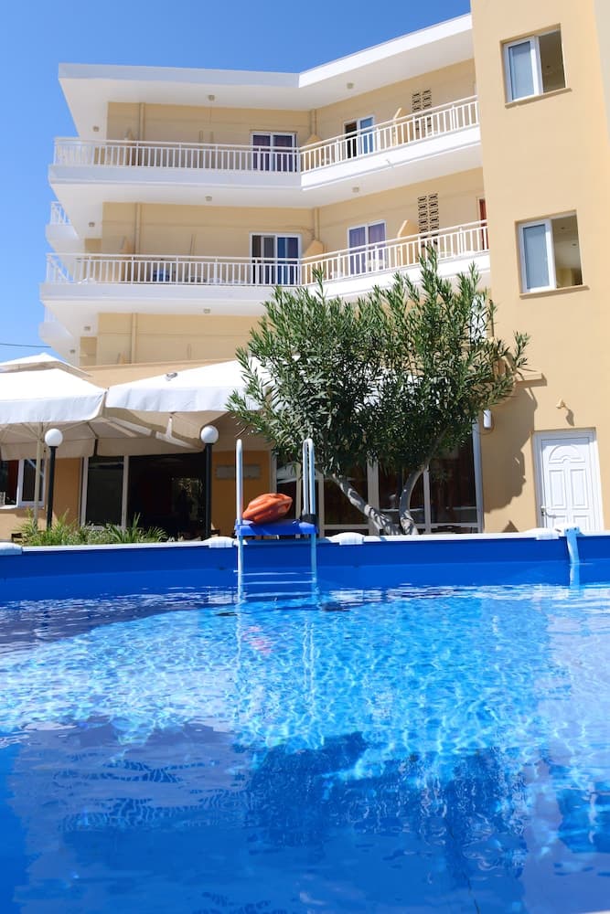 Marine Congo Hotel