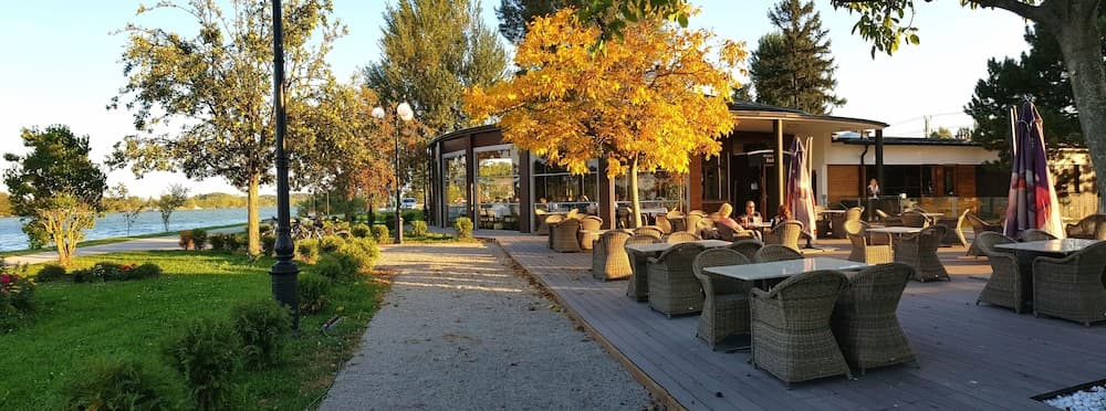 River Lodge