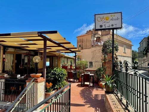 Hotel Soleado