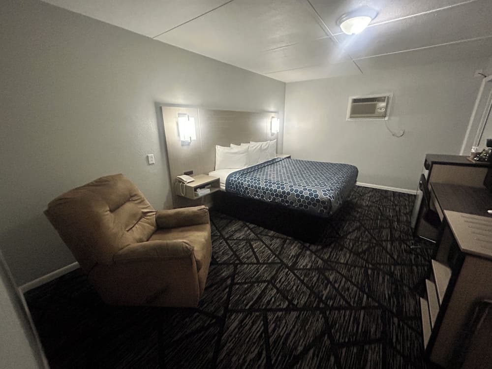 Budget Inn