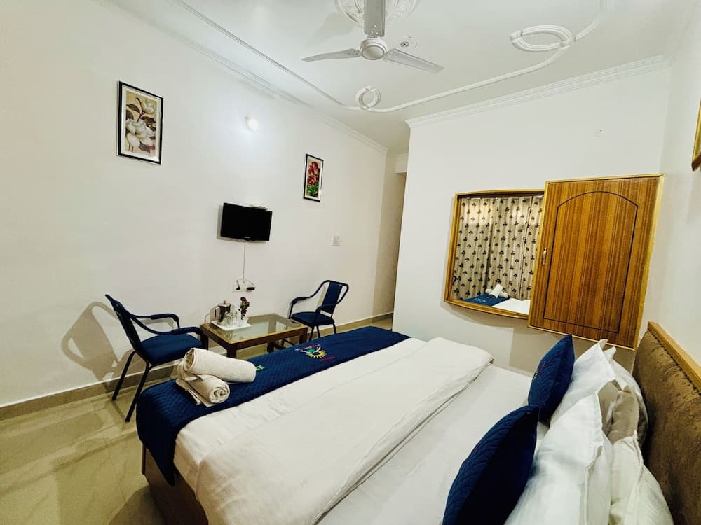 kumar residency Mcleodganj