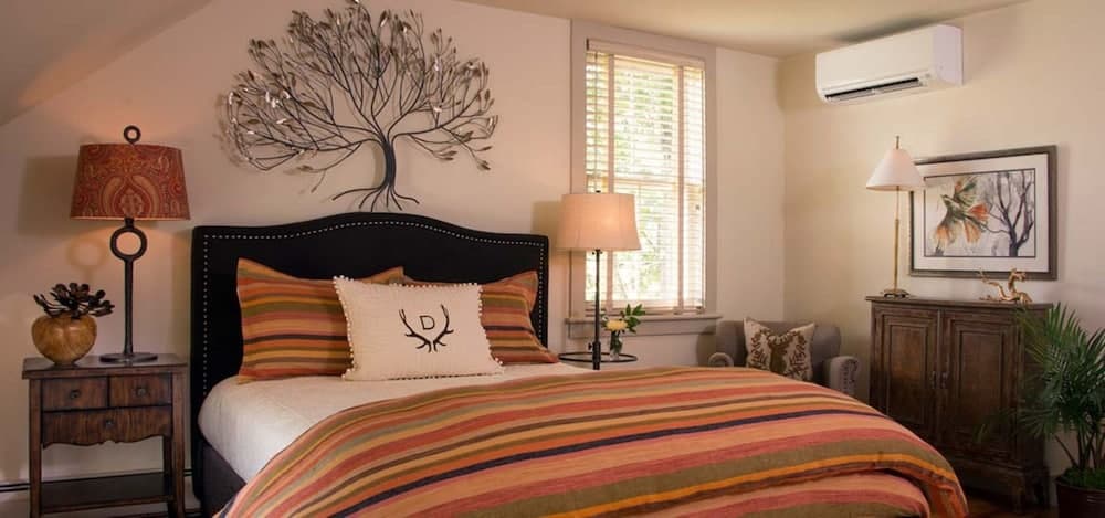 Deer Brook Inn