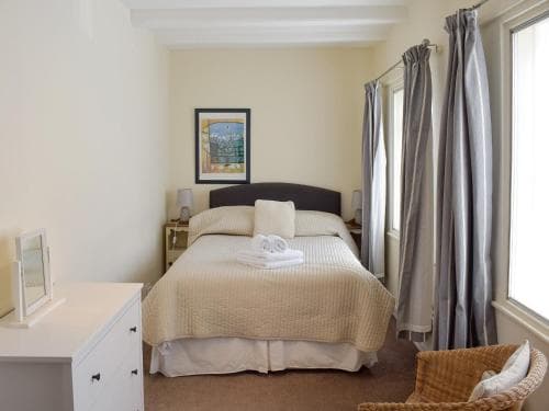 Cor Cottage