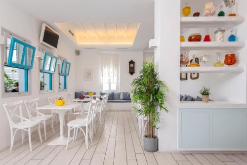 Hotel Anthousa