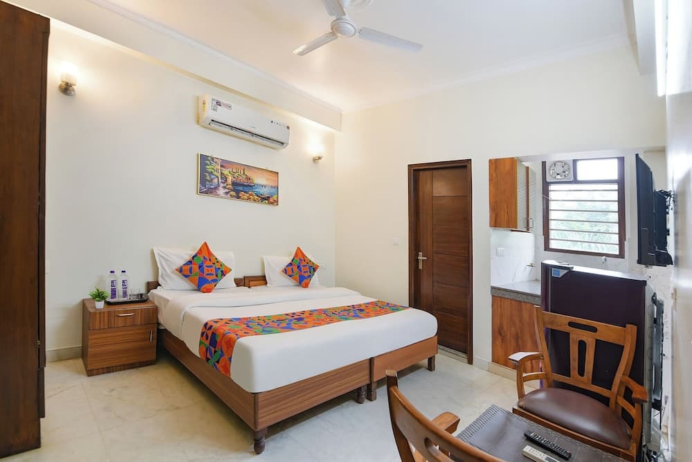 Fabhotel Comfy Cottage