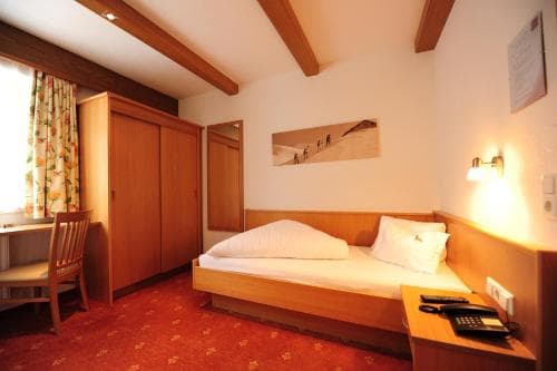Hotel Toni
