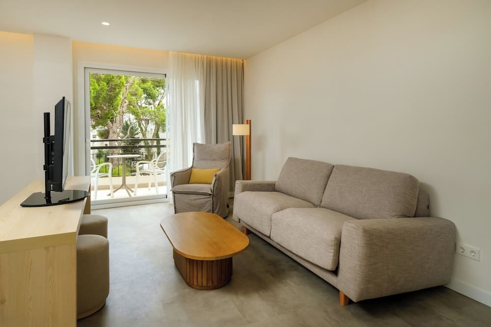 Hotel Cabot Cala Ferrera