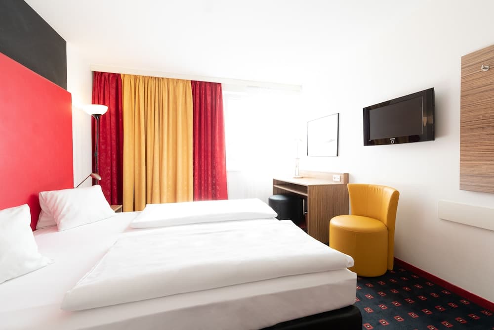Hotel Senator