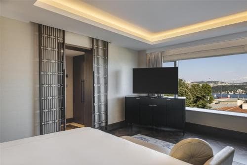 Conrad Istanbul Bosphorus