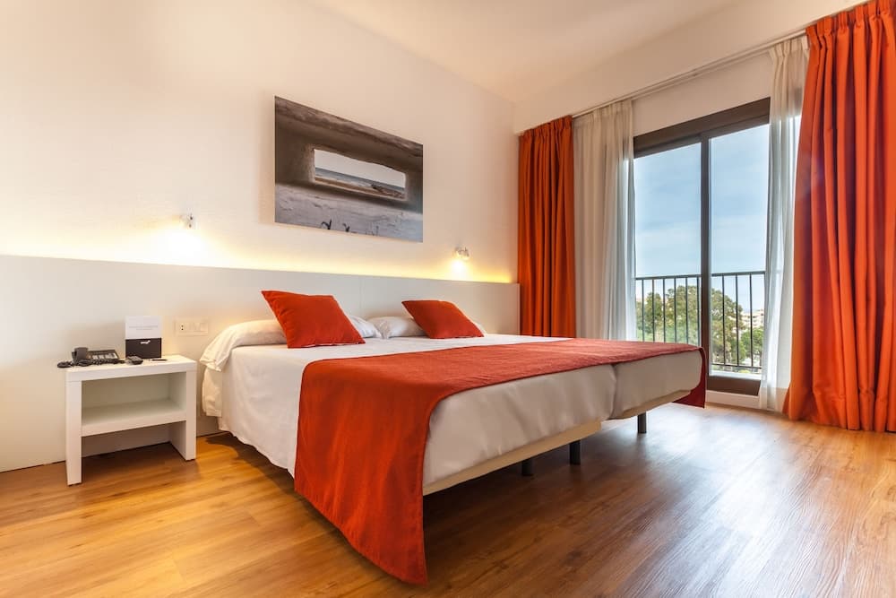 Hotel Intelier Orange