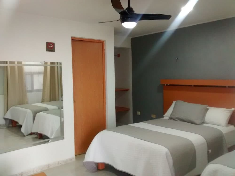 Hotel 49