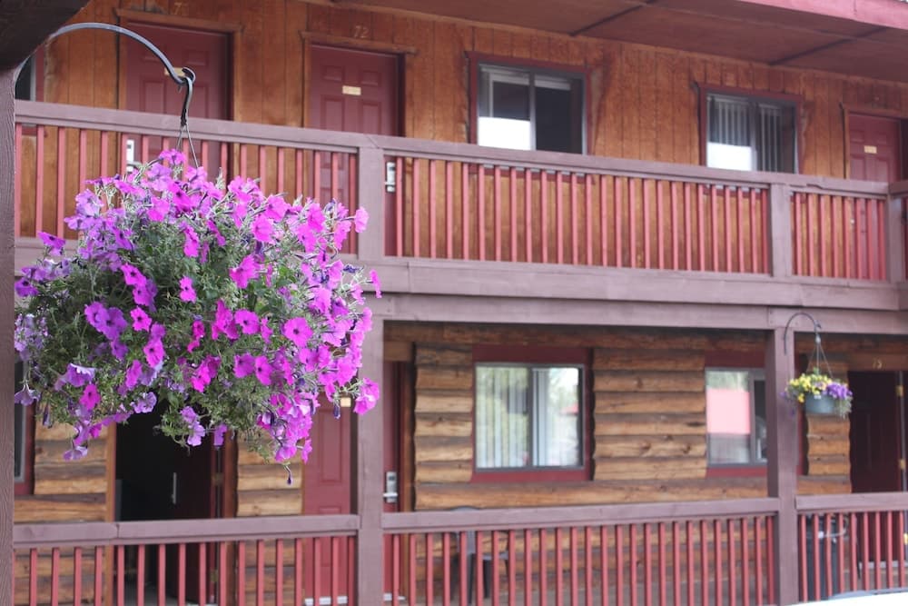 Rustic Inn