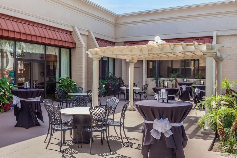 Wyndham Visalia
