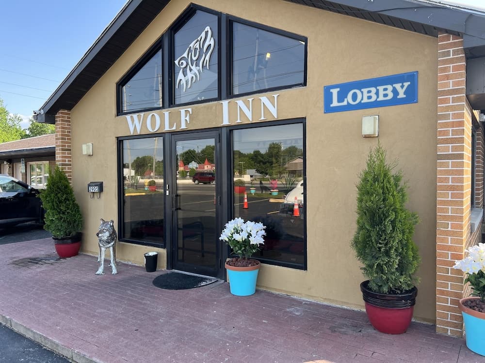 Wolf Inn Hotel