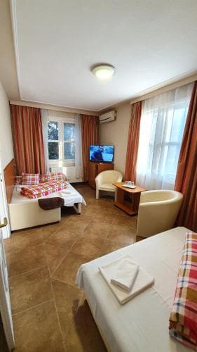 Hotel Roz