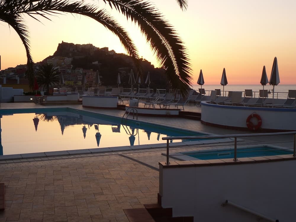 Lh Pedraladda Resort