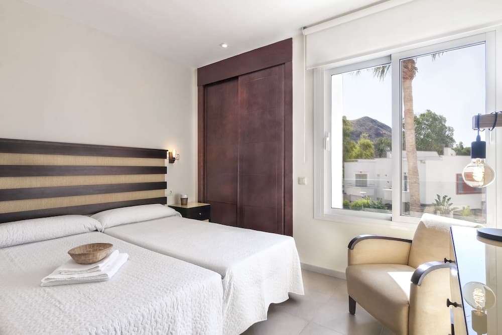 Apartamentos La Buganvilla